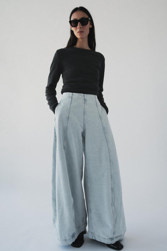 High-Rise Balloon Jeans
