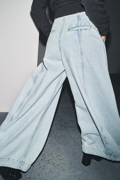High-Rise Balloon Jeans